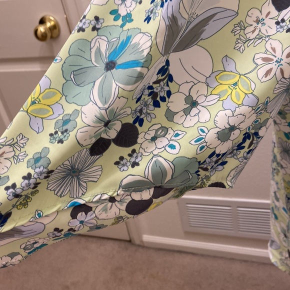 Cooper & Ella flowery blouse - Picture 6 of 9